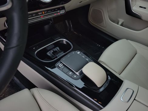 Used 2023 Mercedes-Benz CLA 250 image 20