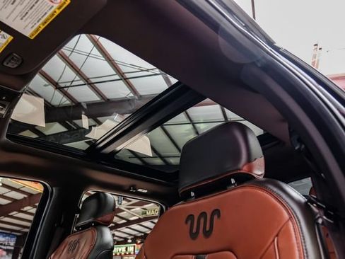 Used 2019 Ford F350 King Ranch w/ King Ranch Ultimate Package AWD/4WD image 18