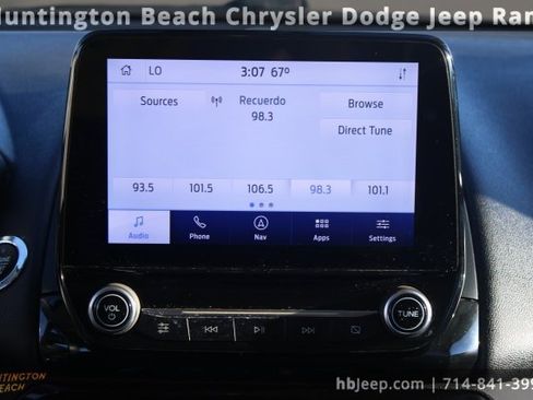 Used 2020 Ford EcoSport Titanium image 14