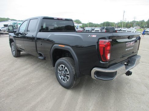 New 2026 GMC Sierra 3500 Pro AWD/4WD image 9