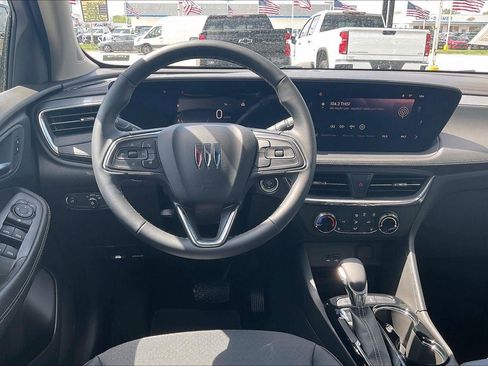 Used 2026 Buick Encore GX Preferred w/ Comfort Package image 5