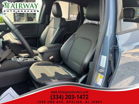 Used 2024 Ford Escape ST-Line w/ Tech Pack #1 image 10