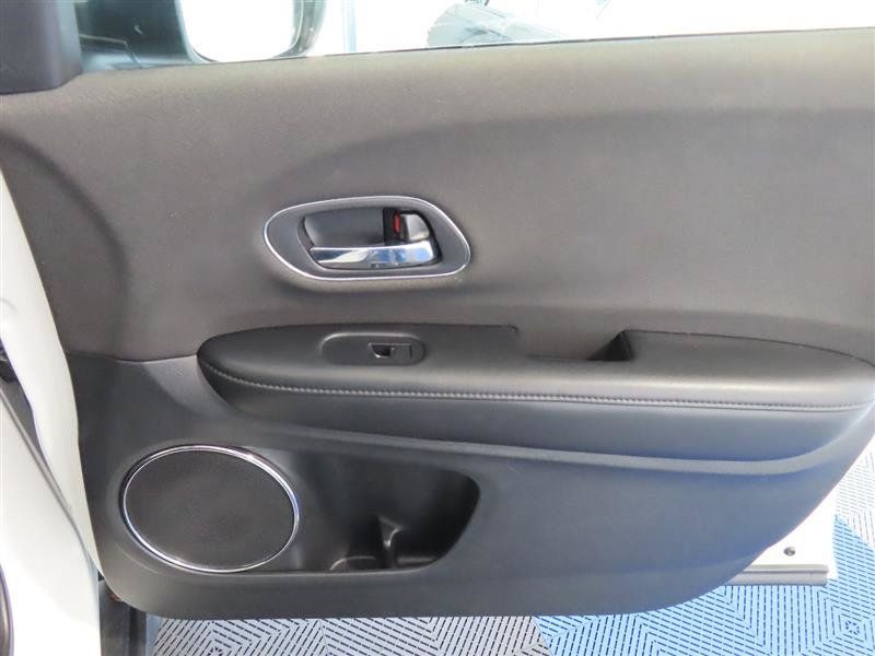 Used 2020 Honda HR-V EX image 33