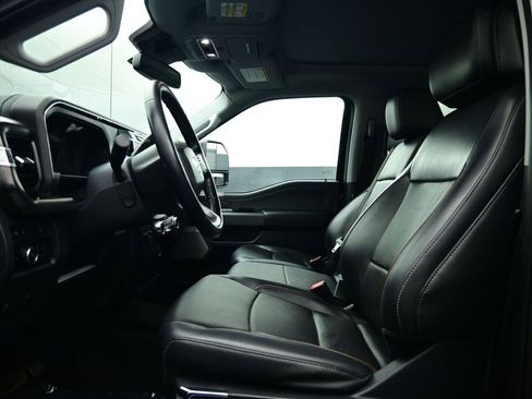 Used 2023 Ford F250 Lariat w/ Sport Appearance Package image 13