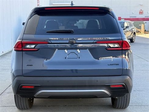 Used 2025 Toyota Grand Highlander AWD image 5