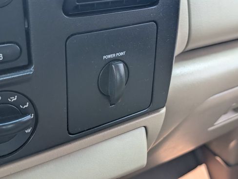 Used 2006 Ford F350 XLT AWD/4WD image 21