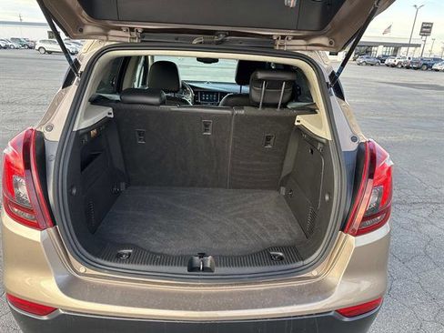 Used 2018 Buick Encore Preferred image 9