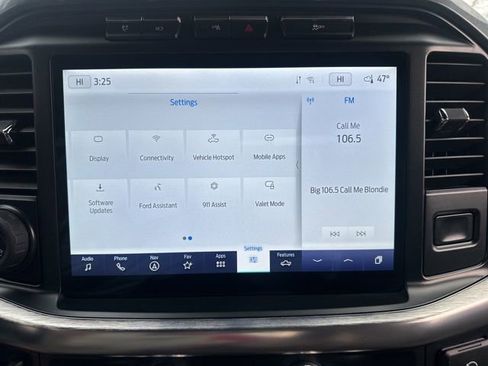 Used 2022 Ford F150 Lariat image 44