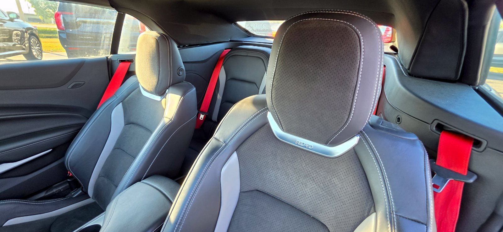 Used 2020 Chevrolet Camaro LT RWD image 10
