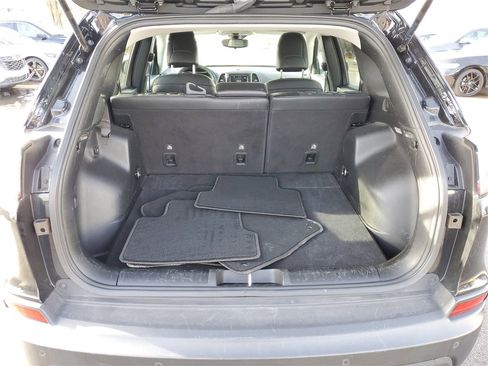 Used 2021 Jeep Cherokee Latitude Lux image 8