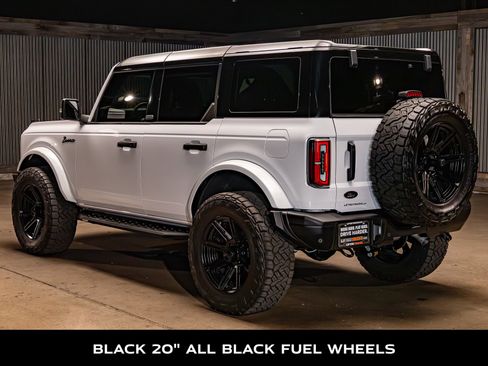 Used 2025 Ford Bronco Badlands AWD/4WD image 6