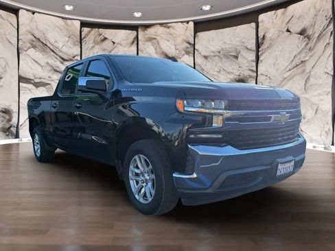 Used 2019 Chevrolet Silverado 1500 LT w/ All-Star Edition AWD/4WD image 3