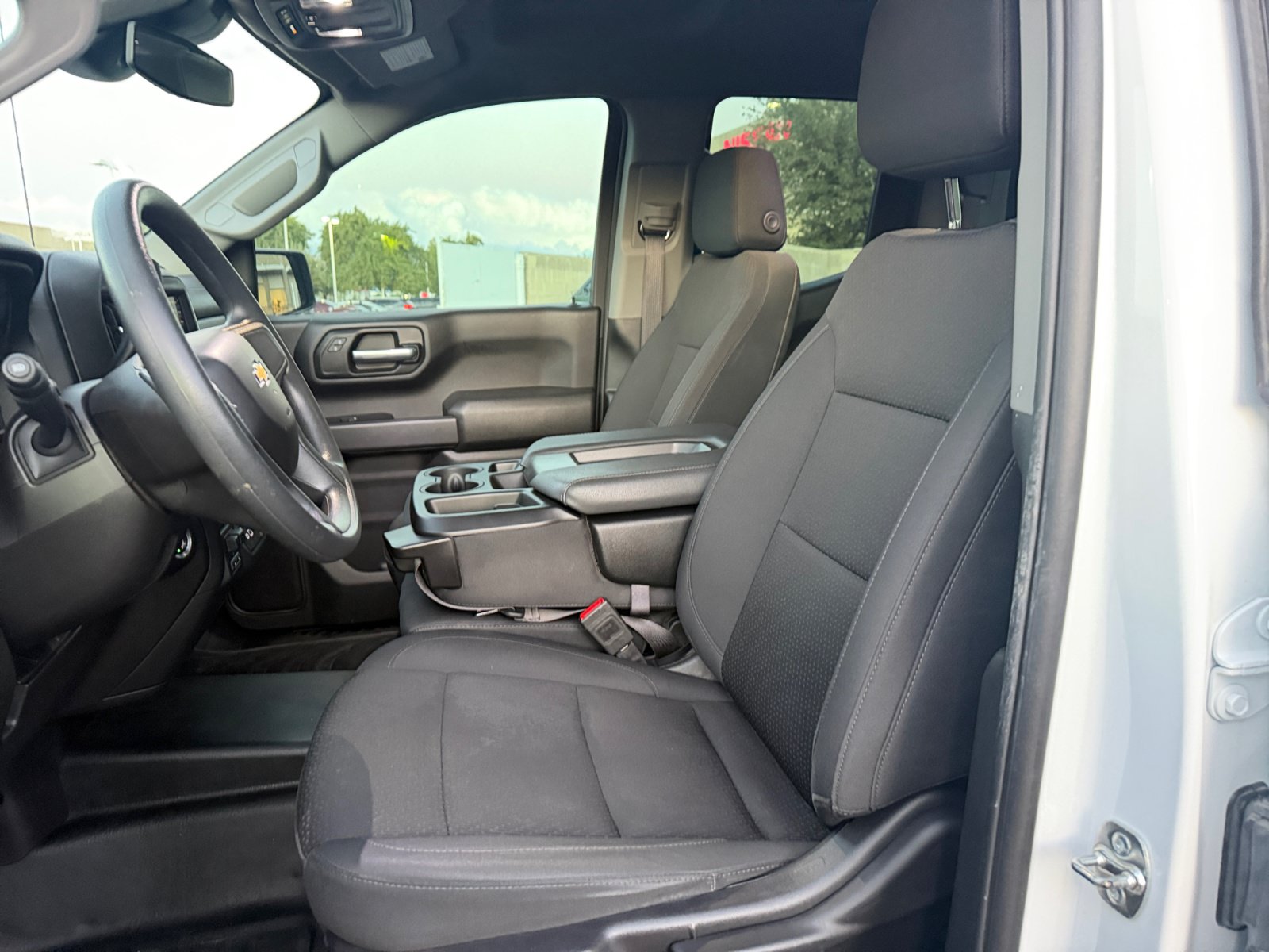 Used 2025 Chevrolet Silverado 1500 W/T w/ Trailering Package RWD image 15