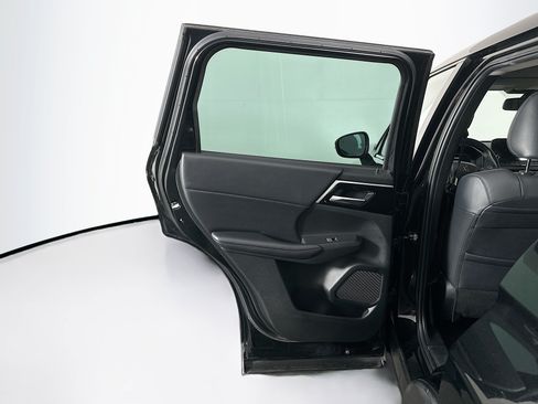 Used 2023 Mitsubishi Outlander SE FWD image 26