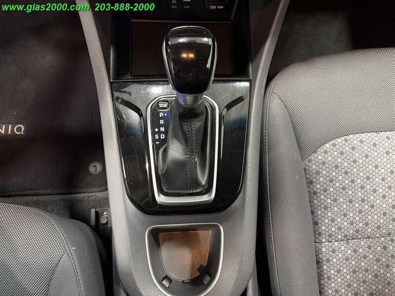 Used 2018 Hyundai Ioniq Blue FWD image 27