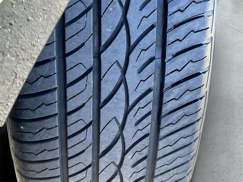 Used 2015 Nissan Pathfinder Platinum image 9