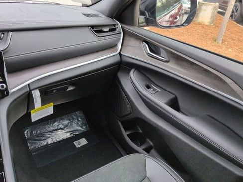 New 2026 Jeep Grand Cherokee Altitude RWD image 15
