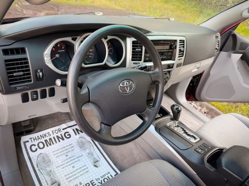Used 2005 Toyota 4Runner SR5 image 11