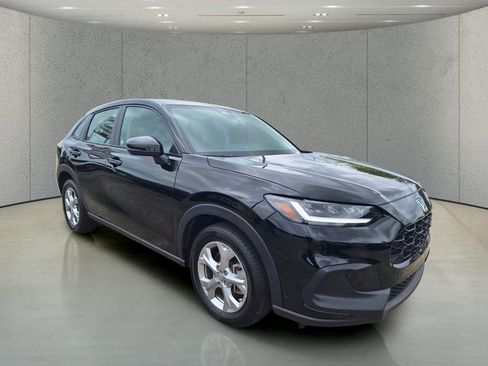 Used 2025 Honda HR-V LX image 7