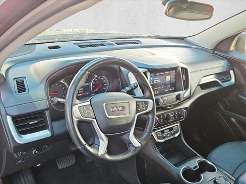Certified 2024 GMC Terrain SLT AWD/4WD image 10