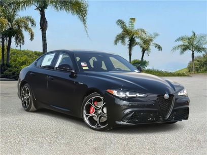 New 2025 Alfa Romeo Giulia w/ Veloce Package Rwd