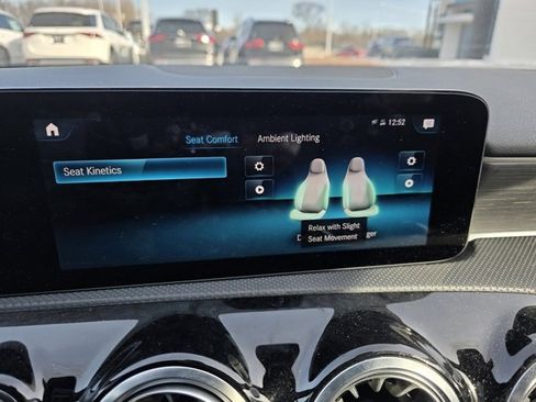 Certified 2022 Mercedes-Benz A 220 4MATIC image 4