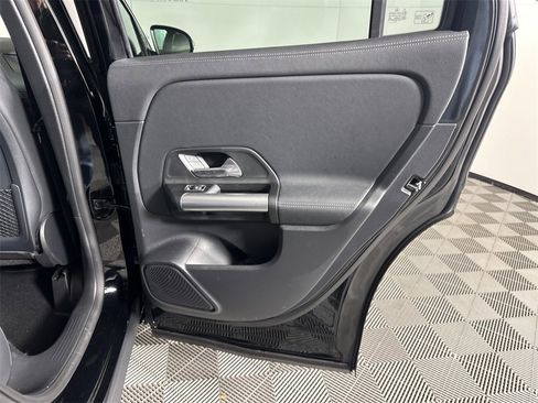 Certified 2025 Mercedes-Benz GLA 250 image 16