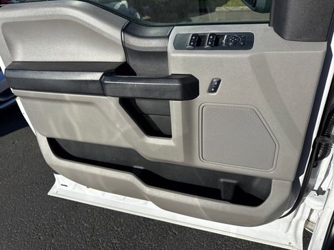 Used 2015 Ford F150 XL w/ Equipment Group 101A Mid image 25