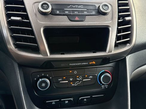 Used 2020 Ford Transit Connect XL image 21