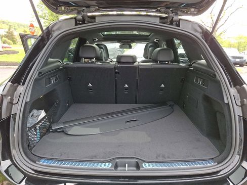 Used 2026 Mercedes-Benz GLC 300 4MATIC image 26