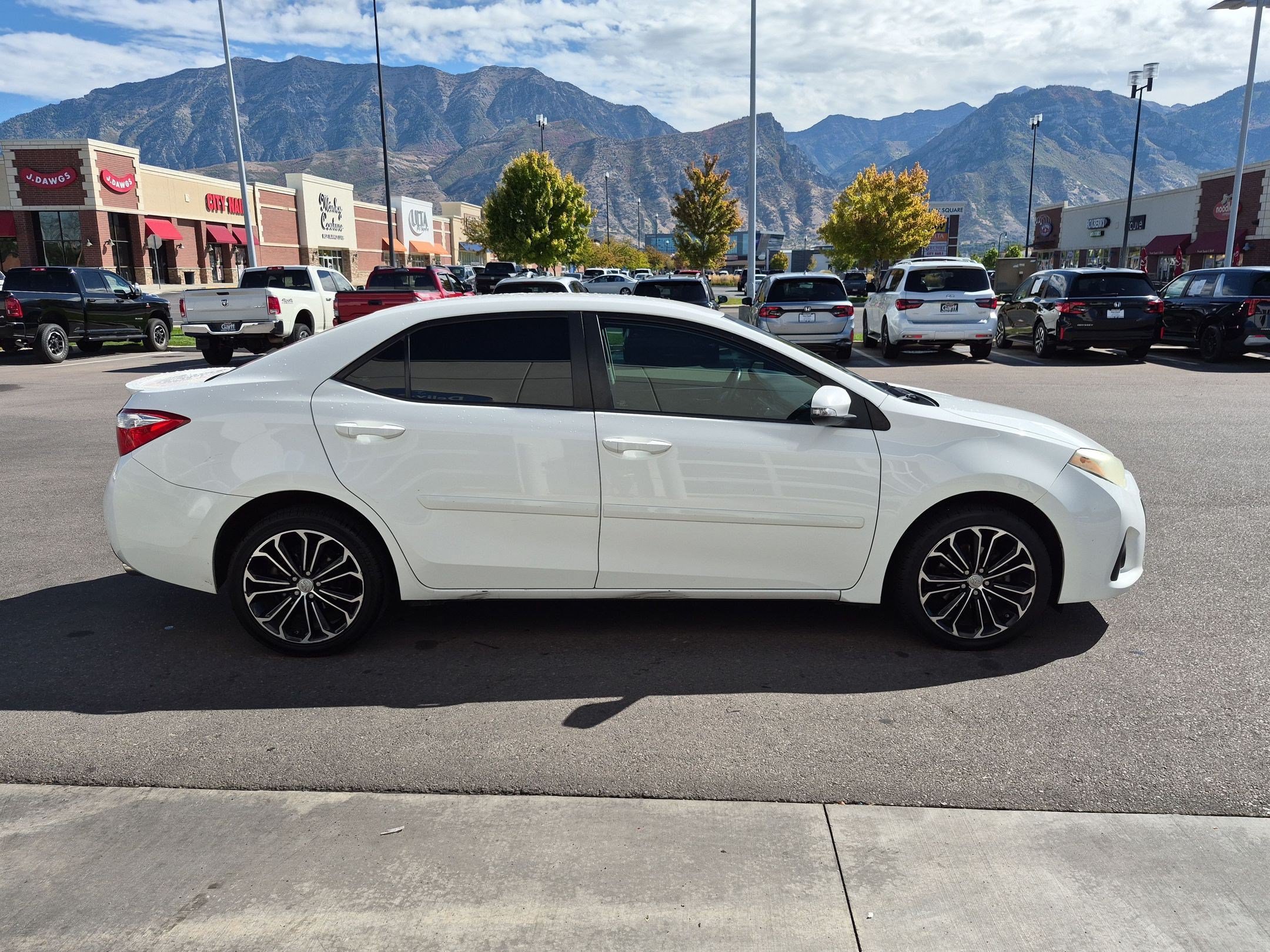Used 2016 Toyota Corolla S w/ Body Protection Package #1 FWD image 2