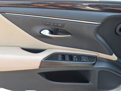 Used 2019 Lexus ES 350 FWD image 15