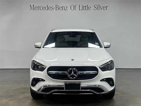 Used 2025 Mercedes-Benz GLA 250 4MATIC image 9
