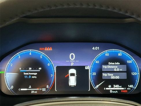 New 2025 Toyota RAV4 Limited image 10