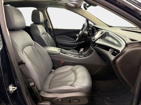 Used 2020 Buick Envision Essence image 12