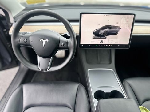 Used 2023 Tesla Model 3 Performance image 12