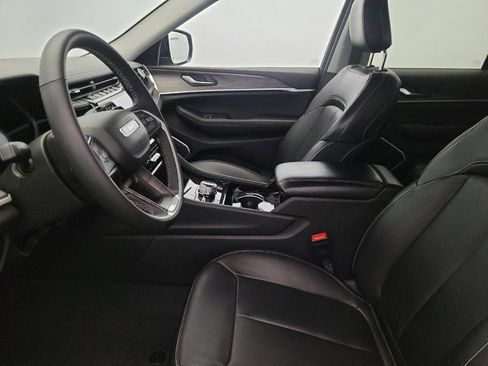 Used 2022 Jeep Grand Cherokee Limited 4xe image 17