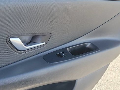 Used 2024 Hyundai Elantra SEL FWD image 7