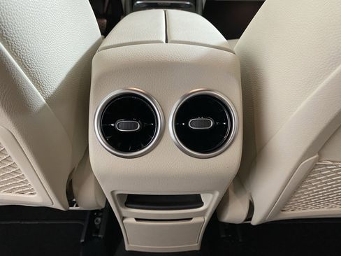 Certified 2025 Mercedes-Benz GLA 250 4MATIC image 26