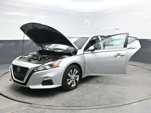 Used 2021 Nissan Altima 2.5 S image 37