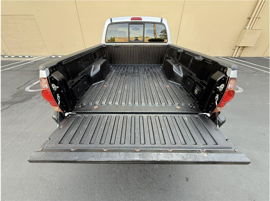 Used 2006 Toyota Tacoma PreRunner RWD image 21