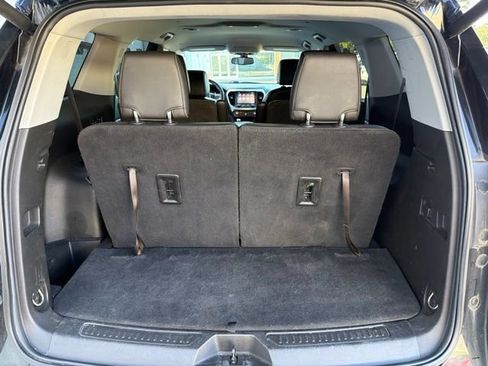 Used 2019 GMC Acadia SLT AWD/4WD image 17