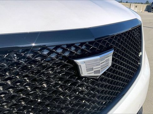 New 2026 Cadillac XT5 Premium Luxury w/ LPO, ONYX Package AWD/4WD image 20