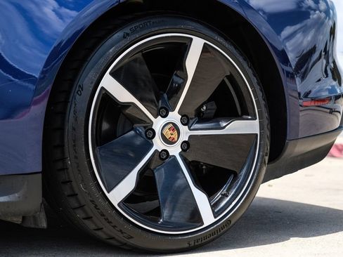 Used 2021 Porsche Taycan 4S w/ Premium Package AWD/4WD image 63