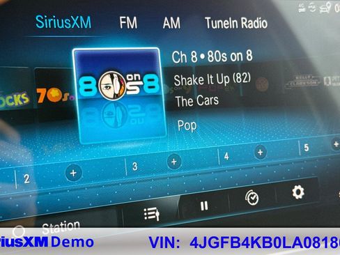 Certified 2020 Mercedes-Benz GLE 350 Silver w/ Premium Package image 29