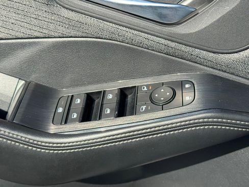 Used 2023 Nissan Rogue SV image 20