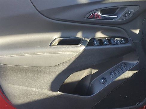 Certified 2024 Chevrolet Equinox Premier image 15