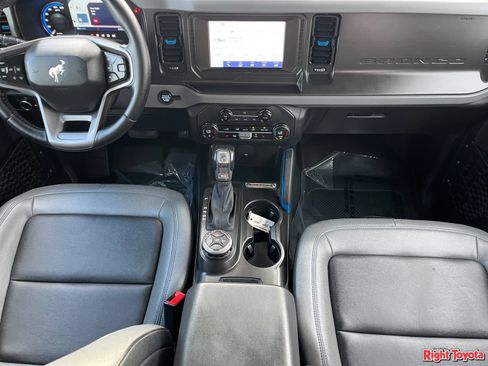 Used 2023 Ford Bronco Black Diamond AWD/4WD image 17
