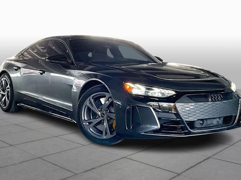 Used 2023 Audi RS e-tron GT image 2