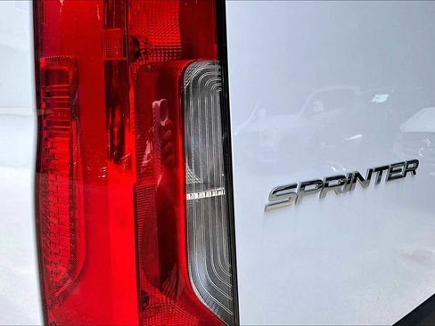 New 2025 Mercedes-Benz Sprinter 2500 image 6